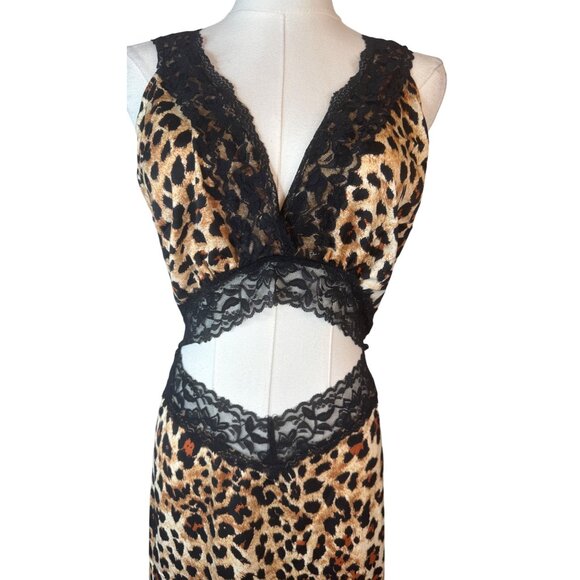 NWT PrettyLittleThing Size 16 Leopard Print Maxi Dress Black Lace Detail - Picture 4 of 15